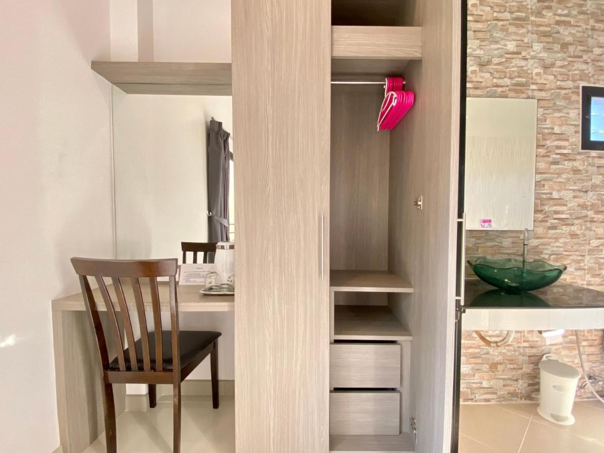 Pensiri House - SHA Extra Plus Nai Yang Luaran gambar